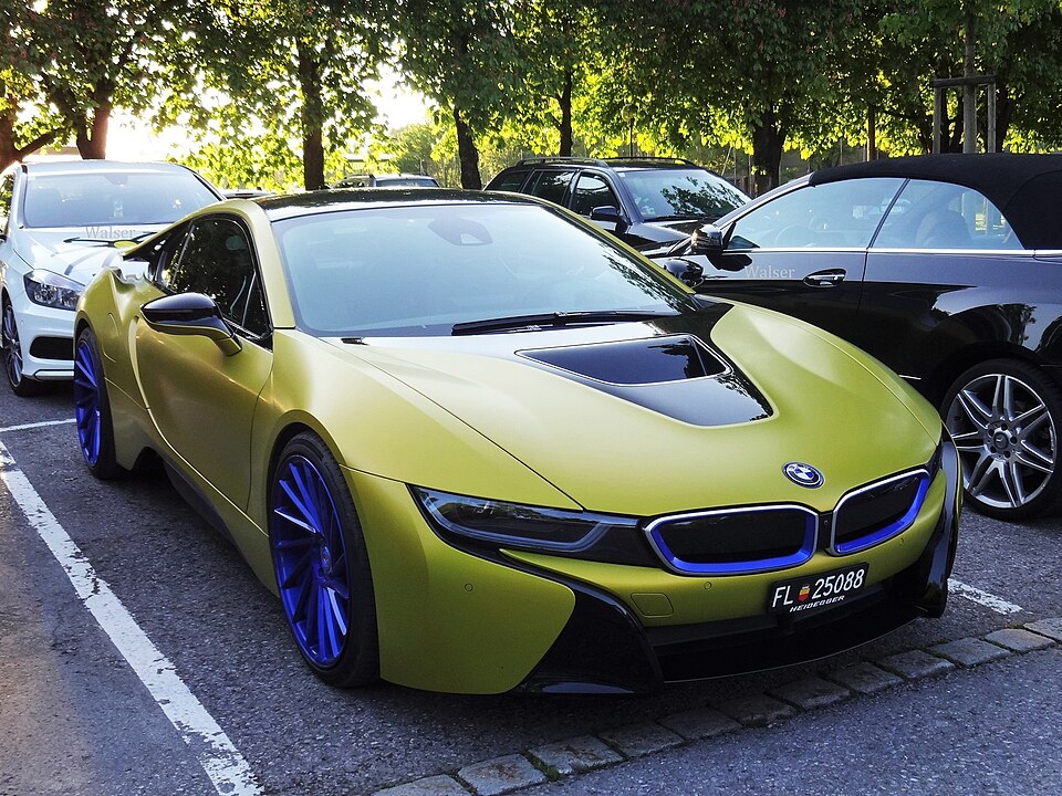 Commons — BMW i8