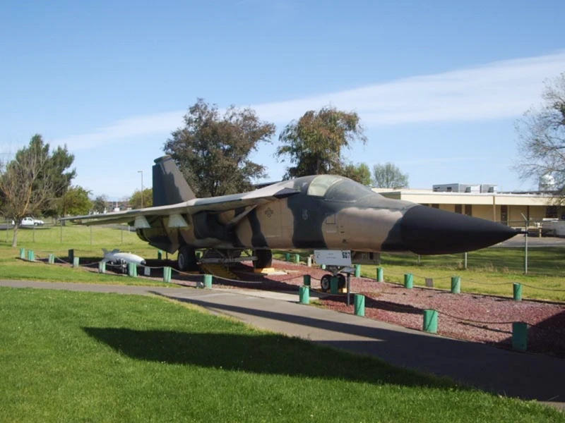 Net-Maquettes — FB-111A Aardvark, 64 fotografias