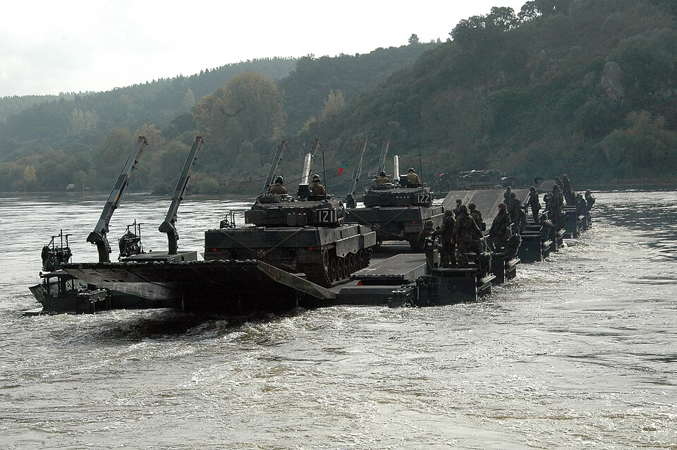 Commons — Leopard 2 portugueses