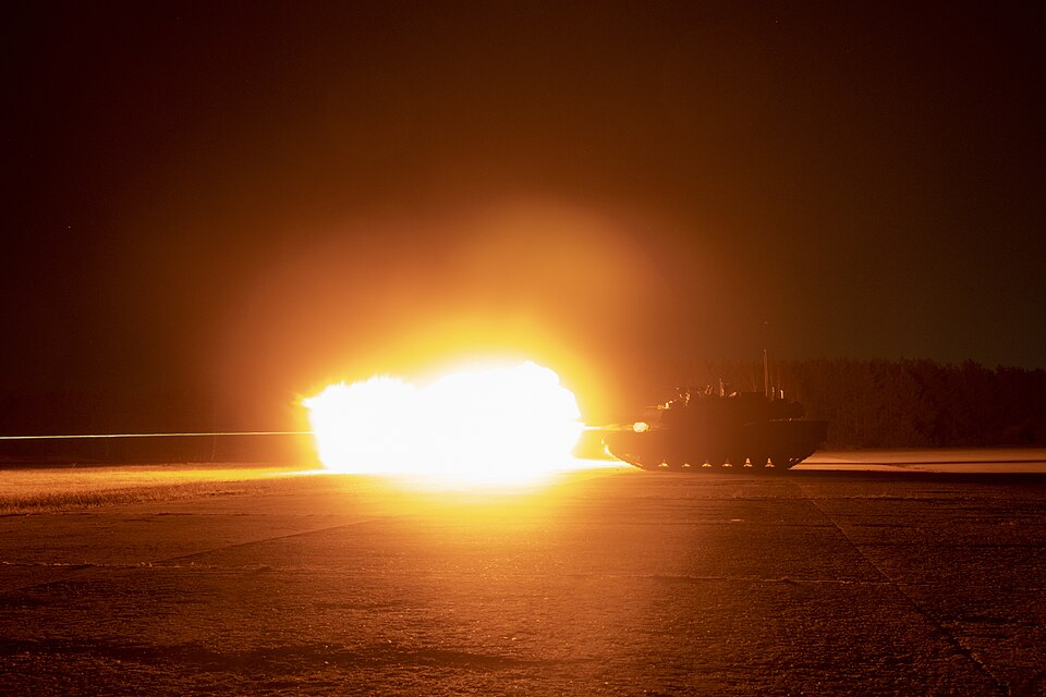 Wikimedia Commons — M1A2 Abrams, centenas de fotos por subvariante