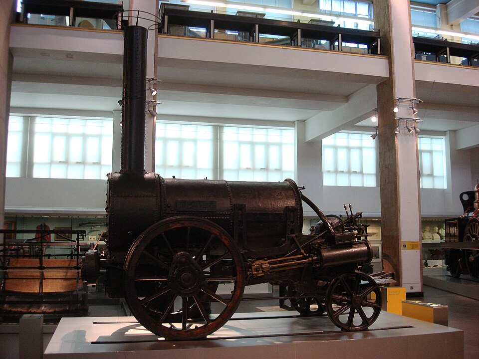 Wikimedia Commons — Stephenson's Rocket no Science Museum, 41 ficheiros